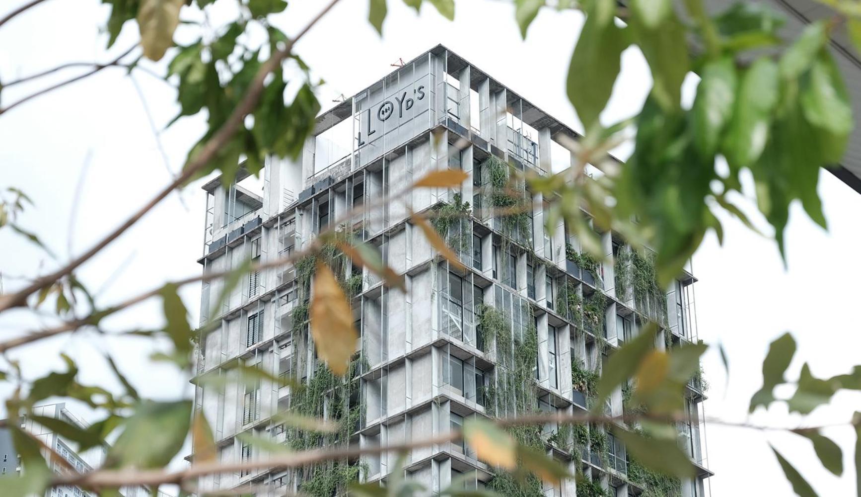 Lloyd's Hotel 4*