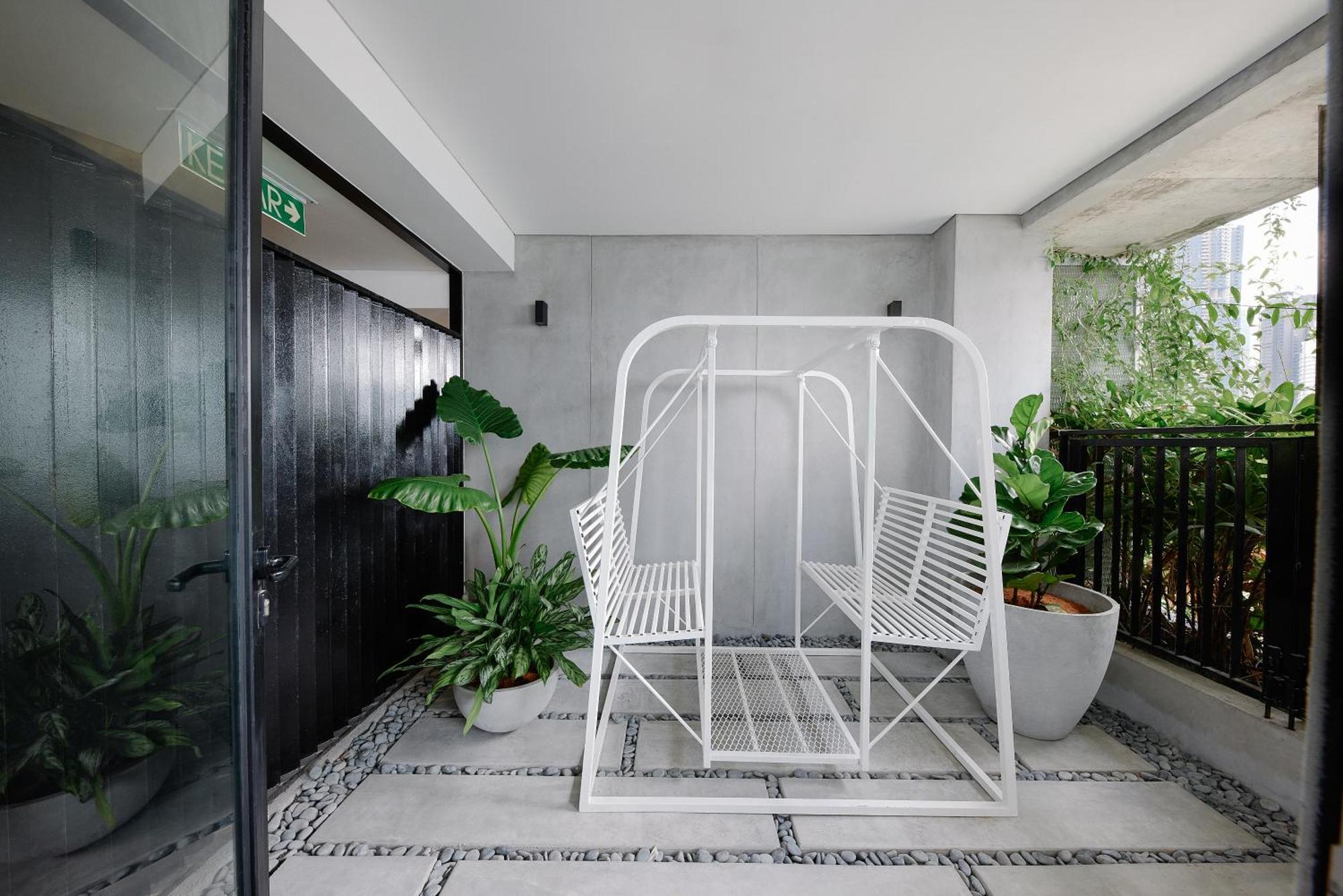 Lloyd's Hotel 4*
